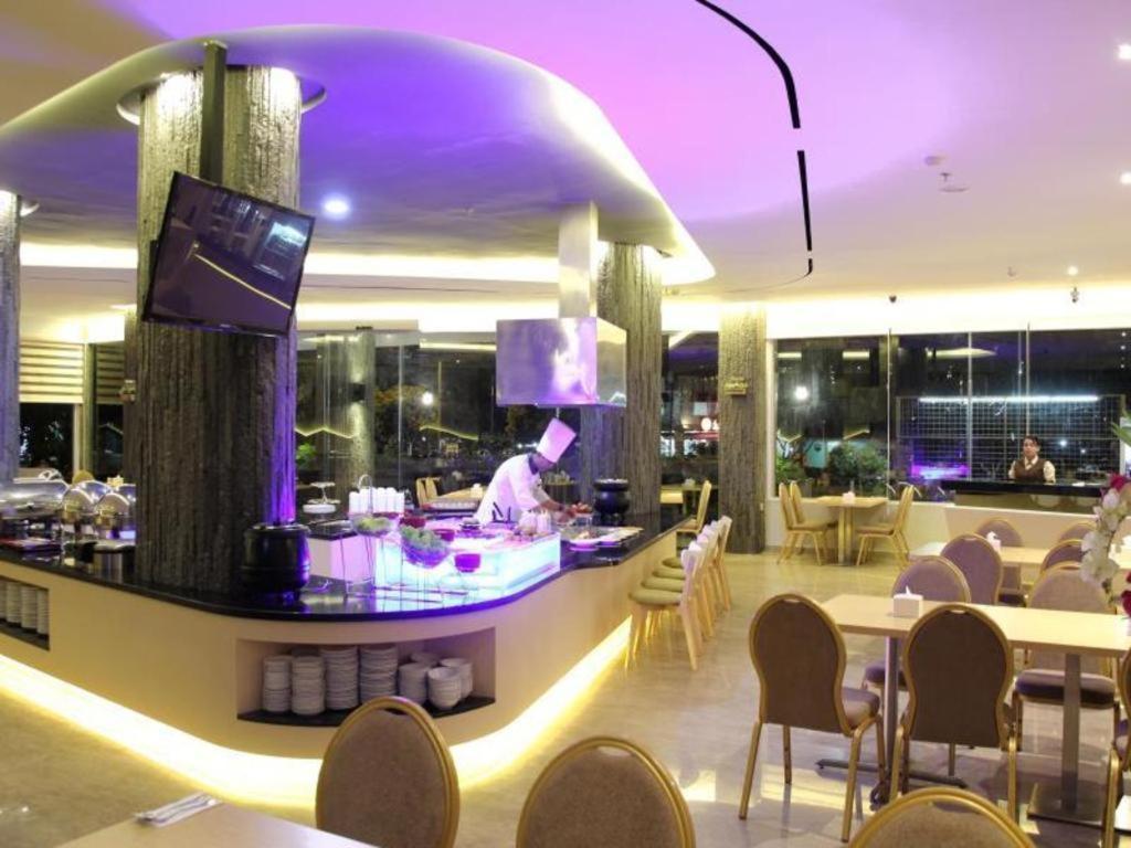 89 Hotel Batam Nagoya Exterior foto