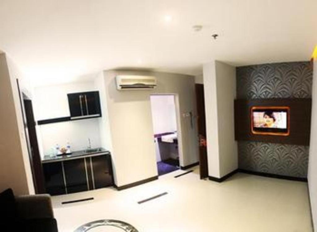 89 Hotel Batam Nagoya Exterior foto